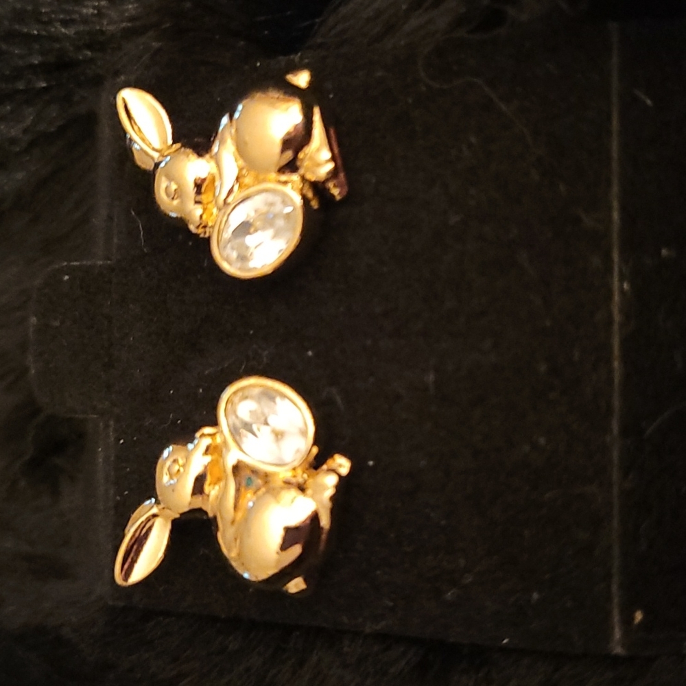 EASTER Vintage 🐇 Avon Precious Bunny Earrings